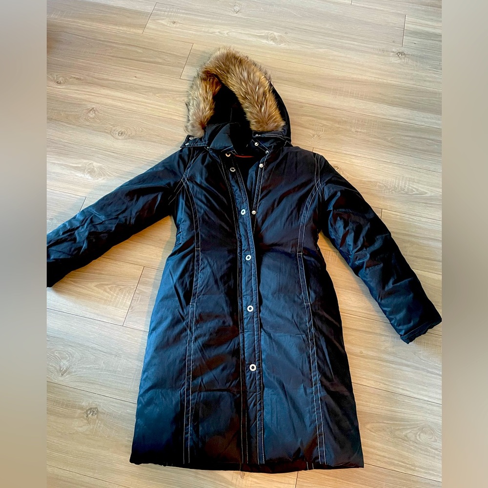 MICHAEL KORS Women’s puffer long winter coat with detachable fur